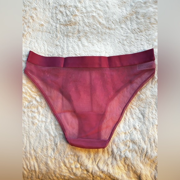 B’tempt’d Bra & Panty Set - Opening Act by Wacoal - Picture 11 of 16